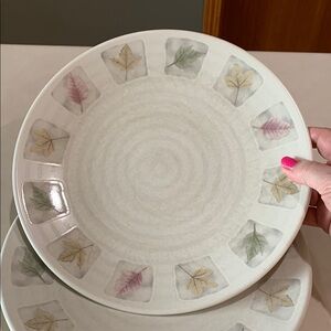 Mikasa Woodland High Fired Leaf Pattern Dinner Plates. Set of 2.